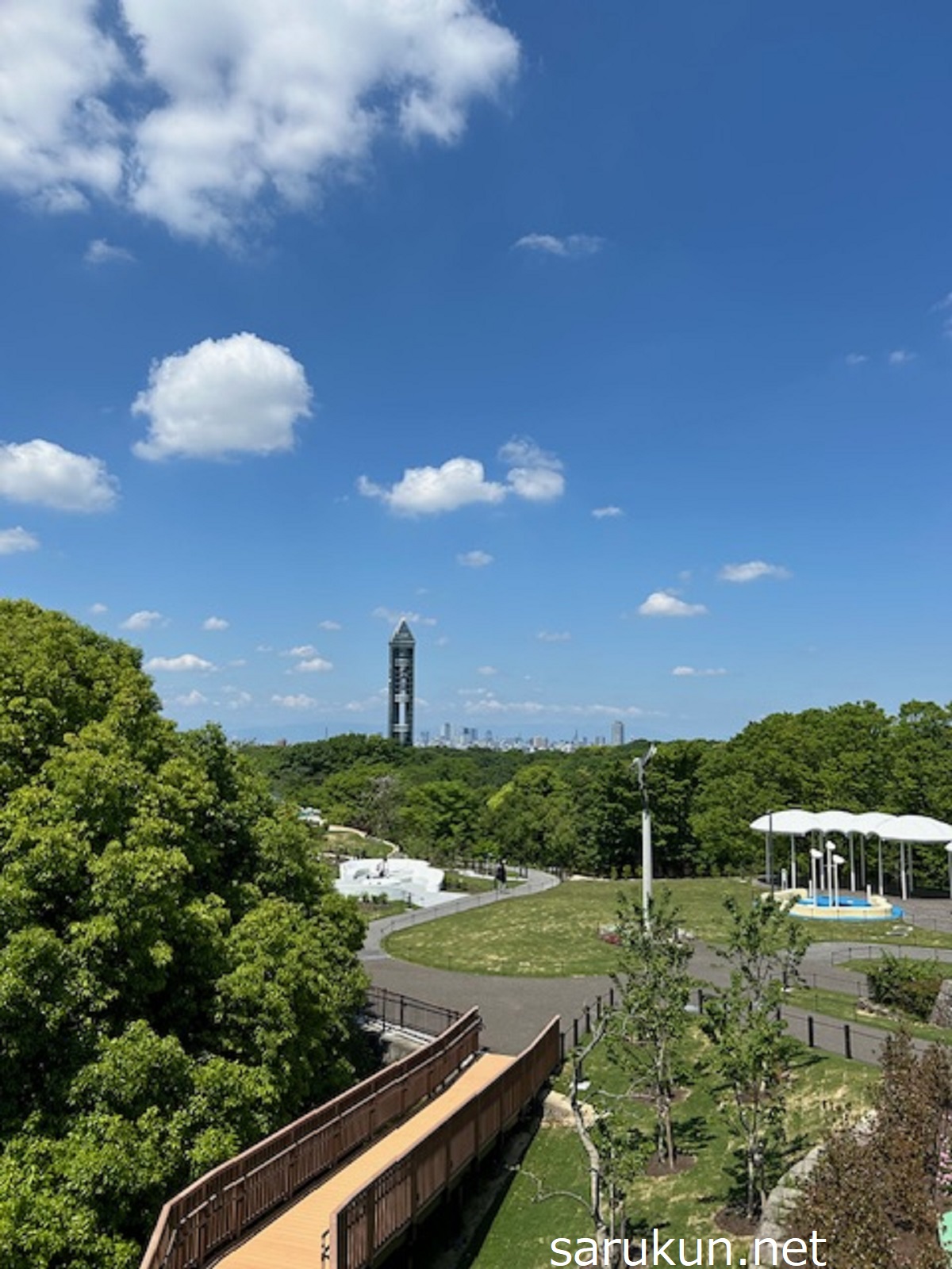 東山動物園のスカイタワー